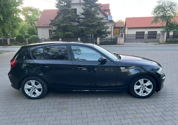 BMW Seria 1 cena 18900 przebieg: 219000, rok produkcji 2007 z Oświęcim małe 407